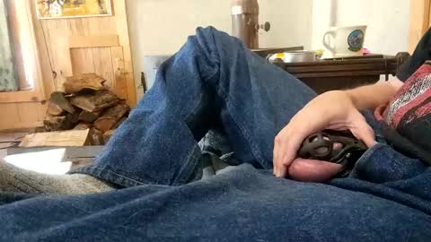 Snapshot of claygilmeriii chatting on 12/31/24, 06:35 Clay online show from 12/31/24, 06:35