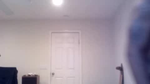 Snapshot of cle5632 chatting on 04/27/26, 12:52 cle5632 online show from 04/27/26, 12:52