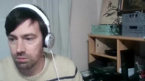 Snapshot of cleanwave chatting on 12/05/25, 07:21 cleanwave online show from 12/05/25, 07:21