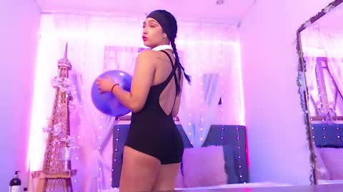 Cleo  online show from 10/11/25, 07:34