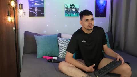 Girl Juliana and Federico online show from 10/04/25, 04:43