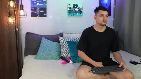 Girl Juliana and Federico online show from 10/26/25, 07:03