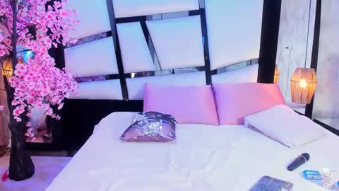       online show from 07/08/26, 05:12