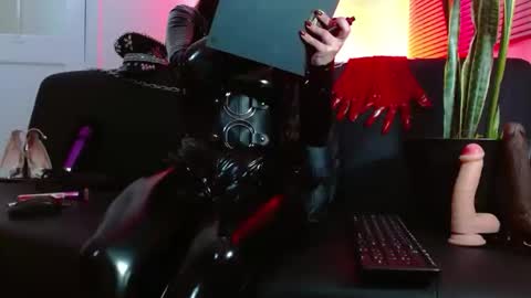 cleodoranoir online show from 02/18/26, 04:14