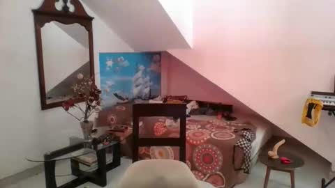 Snapshot of cleopatra71 chatting on 04/04/26, 03:16 Cleopatra online show from 04/04/26, 03:16