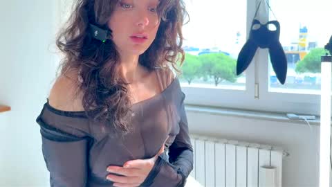 cleopatra_sinns online show from 10/25/25, 12:02