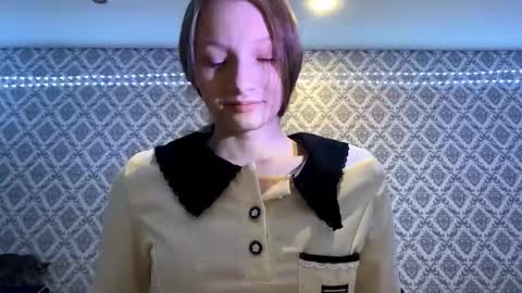 Cleo online show from 12/14/25, 06:12