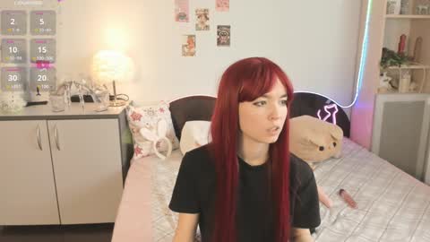 Snapshot of cleotwilight chatting on 12/25/24, 09:13 Cleo online show from 12/25/24, 09:13