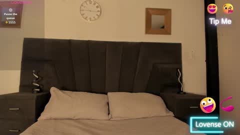 cleowhite_ online show from 09/10/25, 05:18