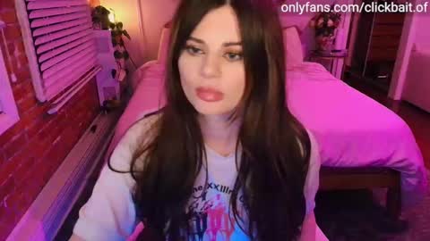 clickbait_ online show from 11/03/25, 08:26