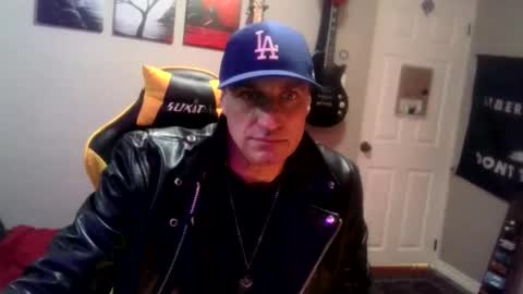 chad online show from 03/03/25, 04:36