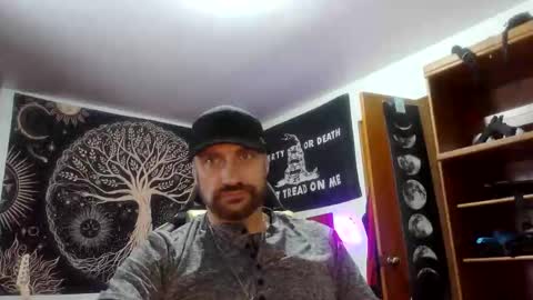 chad online show from 11/29/25, 08:01