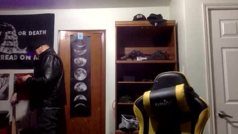 chad online show from 12/22/25, 11:13