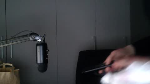 Snapshot of clipsonog chatting on 11/01/25, 01:02 AMA TAKE CHATURBATE OVER LETSGOOOOO started februari 12 2024 online show from 11/01/25, 01:02