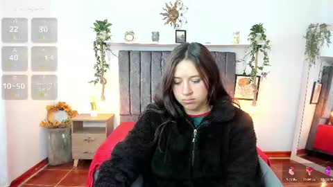 Snapshot of cloe_7 chatting on 07/06/26, 01:19 cloe_7 online show from 07/06/26, 01:19