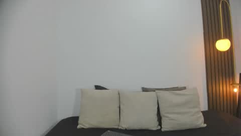 Cloe  online show from 12/08/24, 07:32