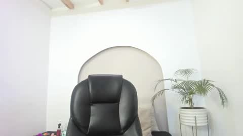 Cloe  online show from 01/13/26, 02:22