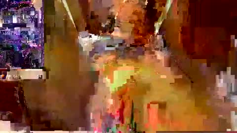 CLOE online show from 12/17/25, 12:05