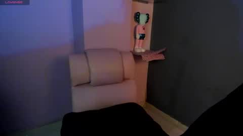  CLOE  online show from 02/11/25, 08:10