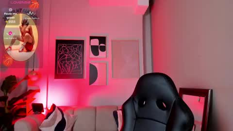 Cloe  online show from 09/20/25, 11:17