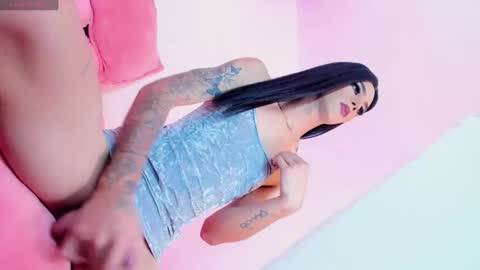 CLOE REMINTON online show from 02/14/25, 04:15