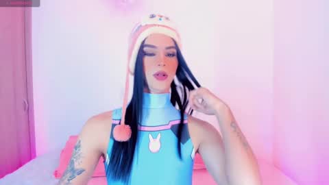 CLOE REMINTON online show from 02/28/25, 05:26