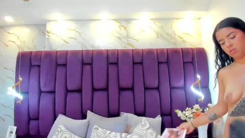 Cloe online show from 11/07/25, 05:13