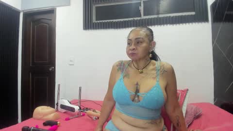 CLOE online show from 12/21/25, 11:50