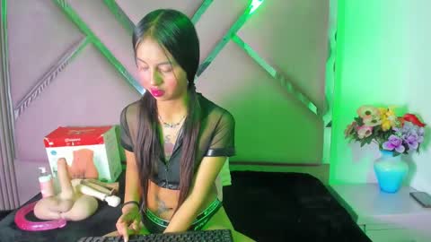 CloeMorenti  online show from 11/12/25, 01:11