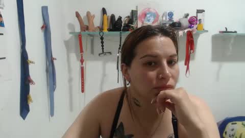 cloepussy online show from 09/15/25, 07:03