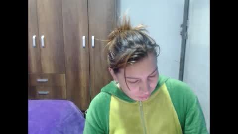 cloepussy online show from 10/14/25, 03:24