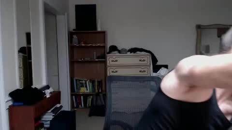 Cloud online show from 10/07/25, 12:19