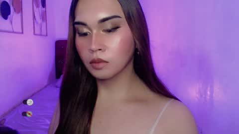 Cloudia babe69 online show from 12/15/25, 03:16