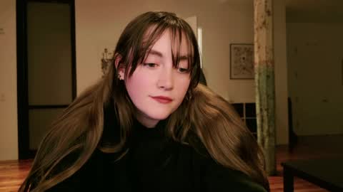 Clover online show from 04/22/26, 05:43