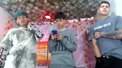 club_latinboys online show from 10/28/25, 03:36