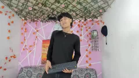 club_latinboys online show from 12/05/25, 06:04