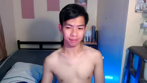 clyde_twinkx online show from 06/17/26, 06:27