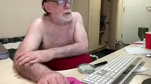 Snapshot of coach_karl chatting on 05/31/26, 01:25 Coach Karl Porn Star Tip me all the way to my next trip online show from 05/31/26, 01:25
