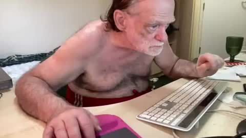Snapshot of coach_karl chatting on 06/26/26, 04:11 Coach Karl Porn Star Tip me all the way to my next trip online show from 06/26/26, 04:11