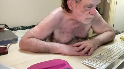 Snapshot of coach_karl chatting on 06/27/26, 11:15 Coach Karl Porn Star Tip me all the way to my next trip online show from 06/27/26, 11:15