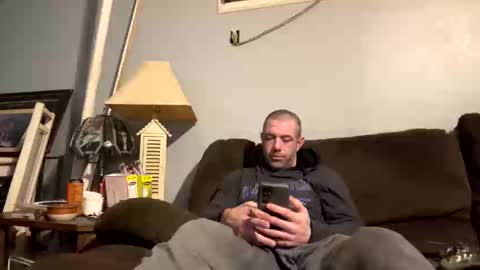 Snapshot of coachg12 chatting on 01/17/26, 01:38 coachg12 online show from 01/17/26, 01:38