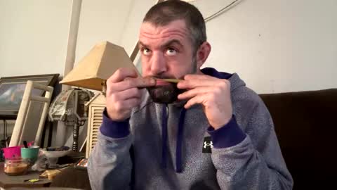 Snapshot of coachg12 chatting on 02/05/26, 03:38 coachg12 online show from 02/05/26, 03:38