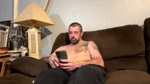 Snapshot of coachg12 chatting on 02/15/26, 02:08 coachg12 online show from 02/15/26, 02:08