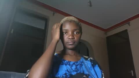 Snapshot of coastal_baddie chatting on 05/26/26, 10:28 Ninah online show from 05/26/26, 10:28