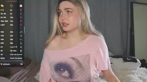 Mila online show from 07/31/26, 08:19