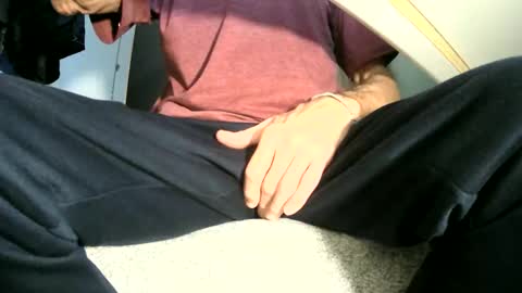 Ask me  online show from 01/05/25, 11:44