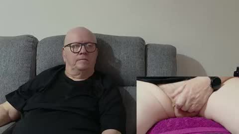 Charlie. online show from 11/11/25, 11:43