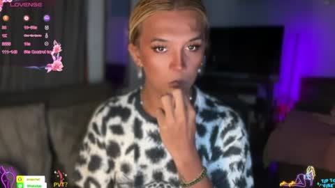 Snapshot of cockprincess_dianna chatting on 07/11/26, 11:35 PrincessDianna IslandGirl CUMSHOW in PVT and PASSWORDSHOW online show from 07/11/26, 11:35