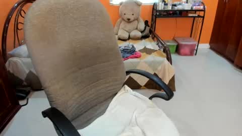 Snapshot of cocktits69 chatting on 06/24/26, 11:26 titanis online show from 06/24/26, 11:26