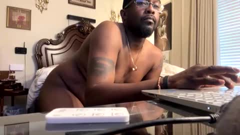 Snapshot of coco3402 chatting on 09/22/25, 04:20 coco3402 online show from 09/22/25, 04:20